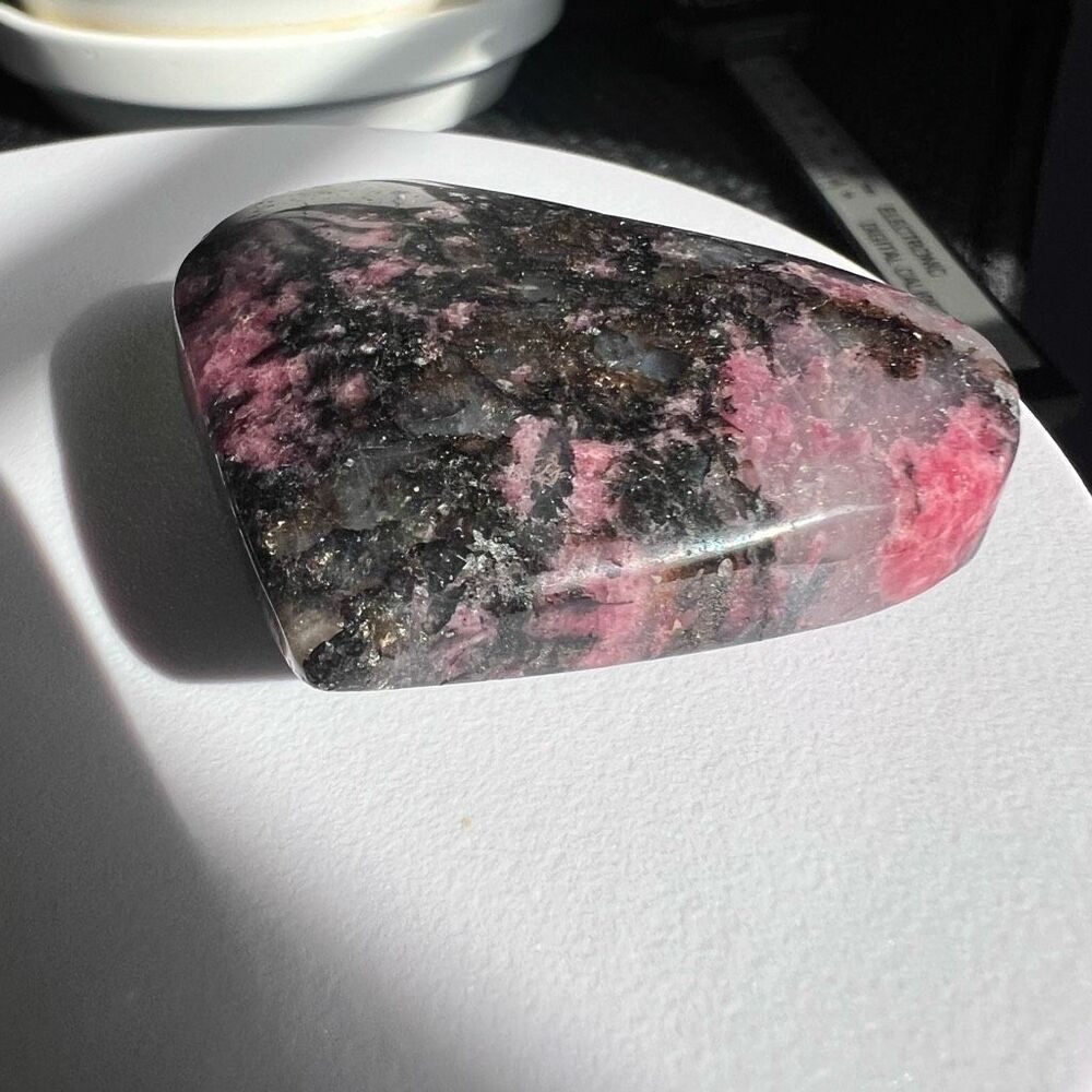 Icy Rhodonite Crystal Heart Carving - Picture 5 of 12